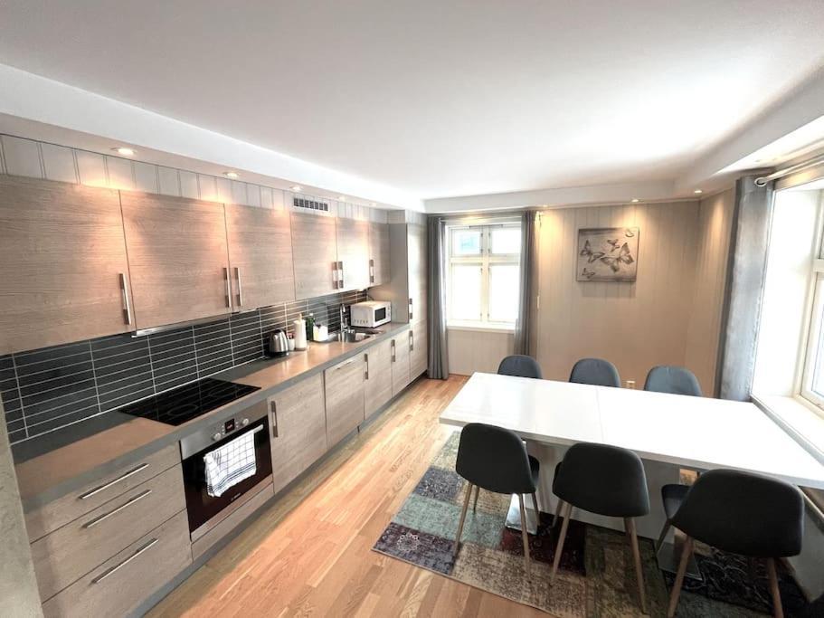 Skjomtind - Modern Apartment With Free Parking Narvik Exterior photo